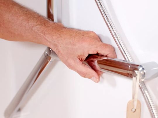 Chromen badkamer greep 45 graden