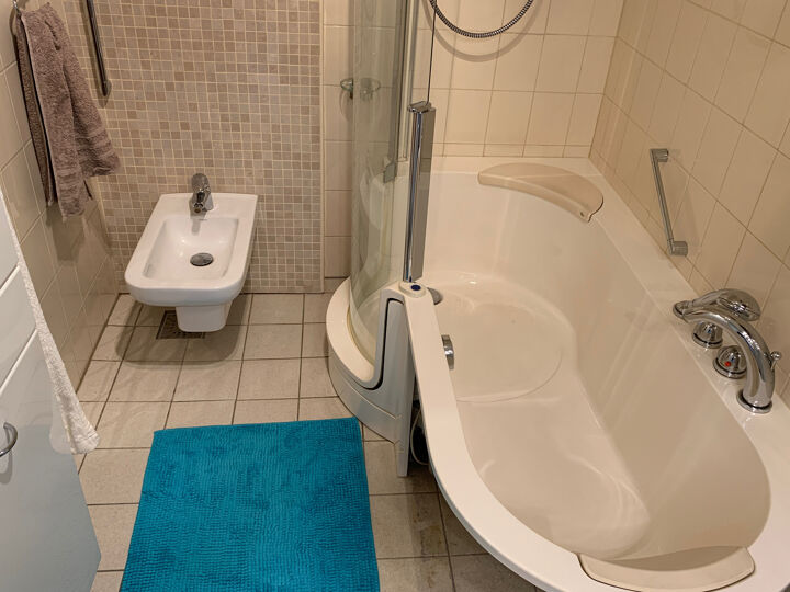 2404-interview-arnhem-badkamer-1-voor