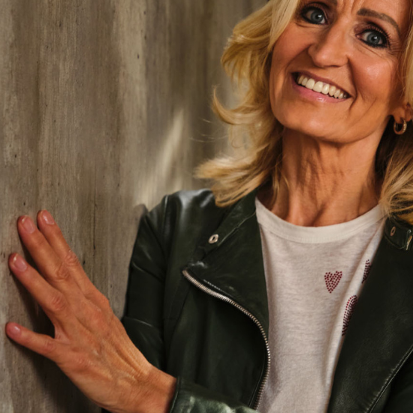 Natasja foger met wallpanels molenaar