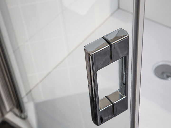 Badkamer-schoonmaken-glazen-douchewanden-glaswand-tips