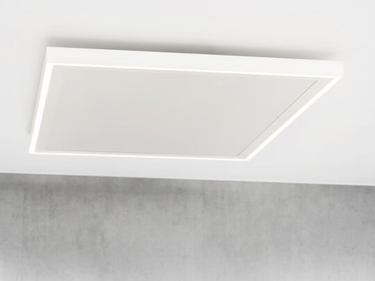 Warmth Panel close-up met verlichting wit plafond